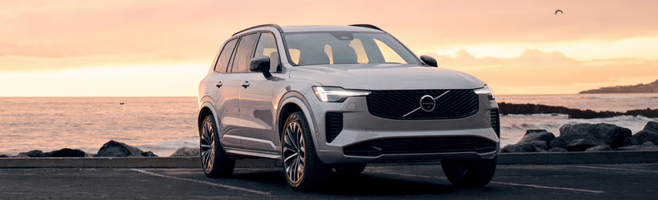 Is the 2027 Volvo XC90 B6 a Good Fit for Touring Crews?